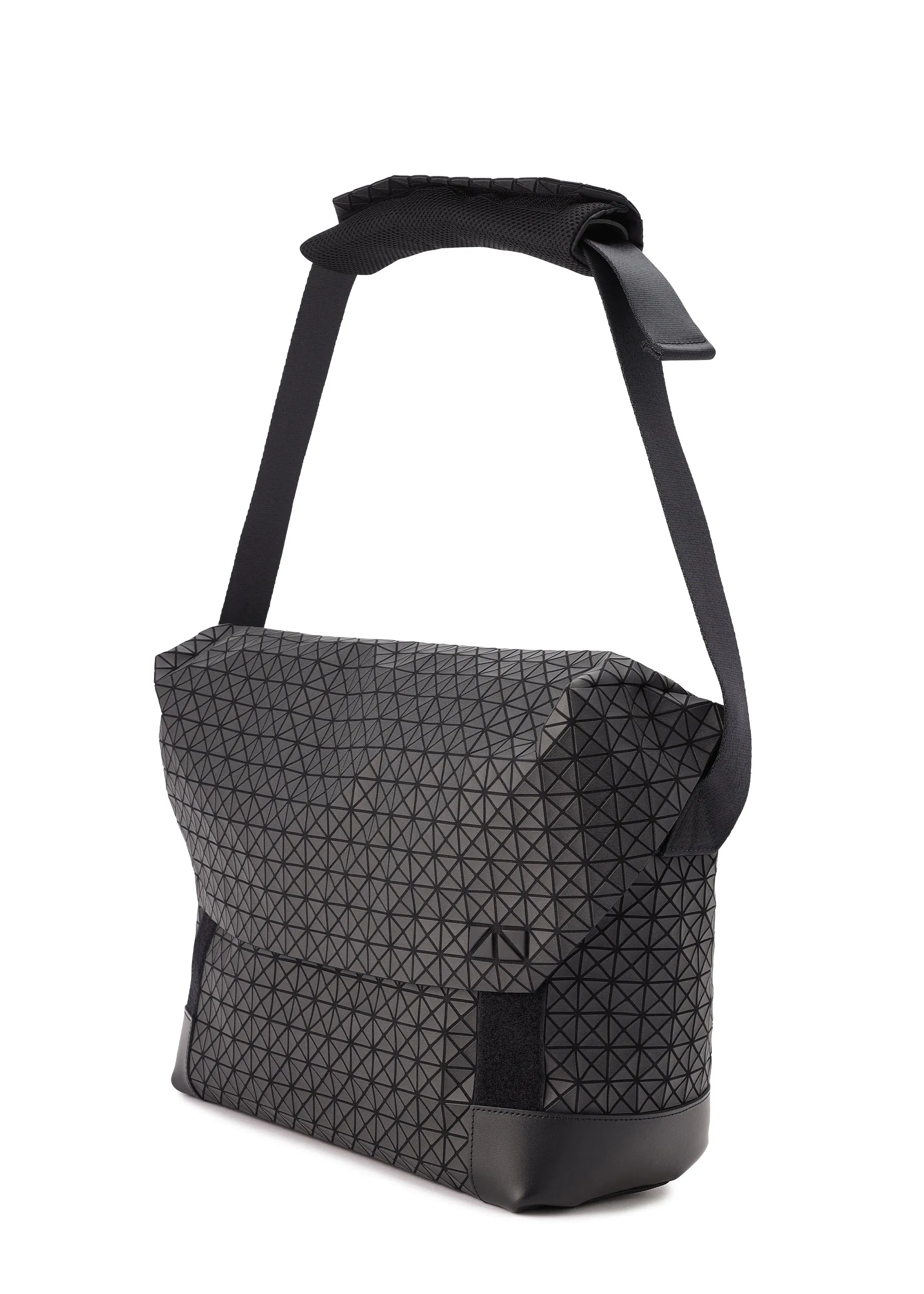 BAO BAO ISSEY MIYAKE  SLING SHOULDER BAG   