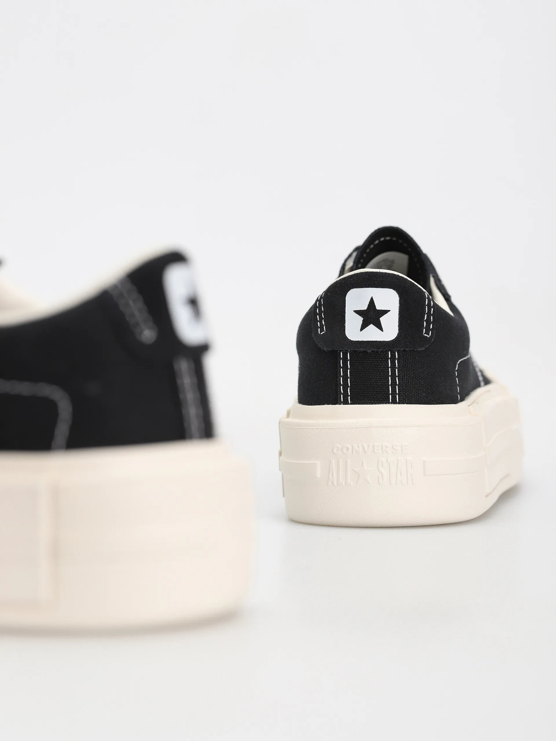 Converse Chuck Taylor All Star Cruise Ox Chucks (black)