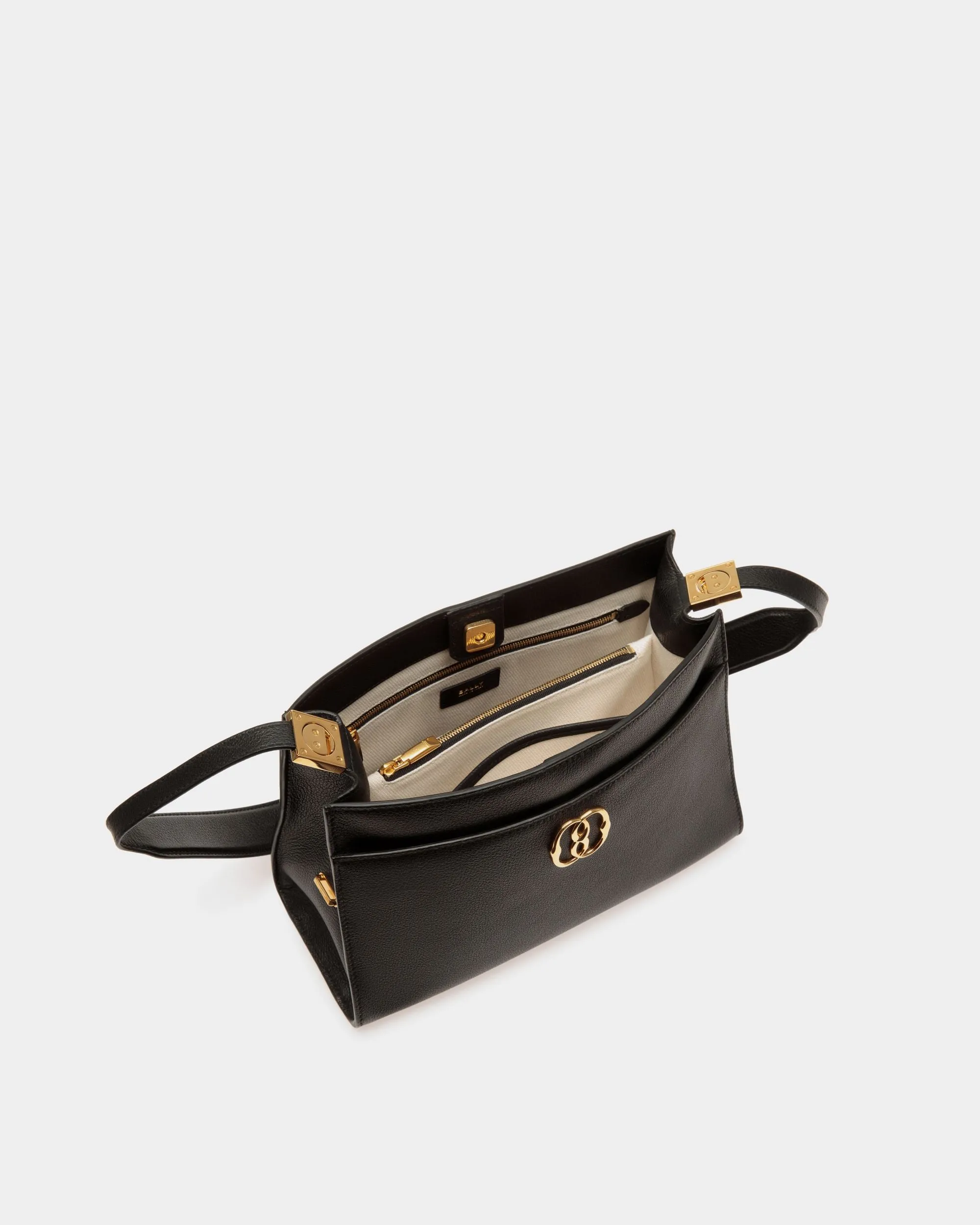 Emblem Shoulder Bag In Black Grained Leather 