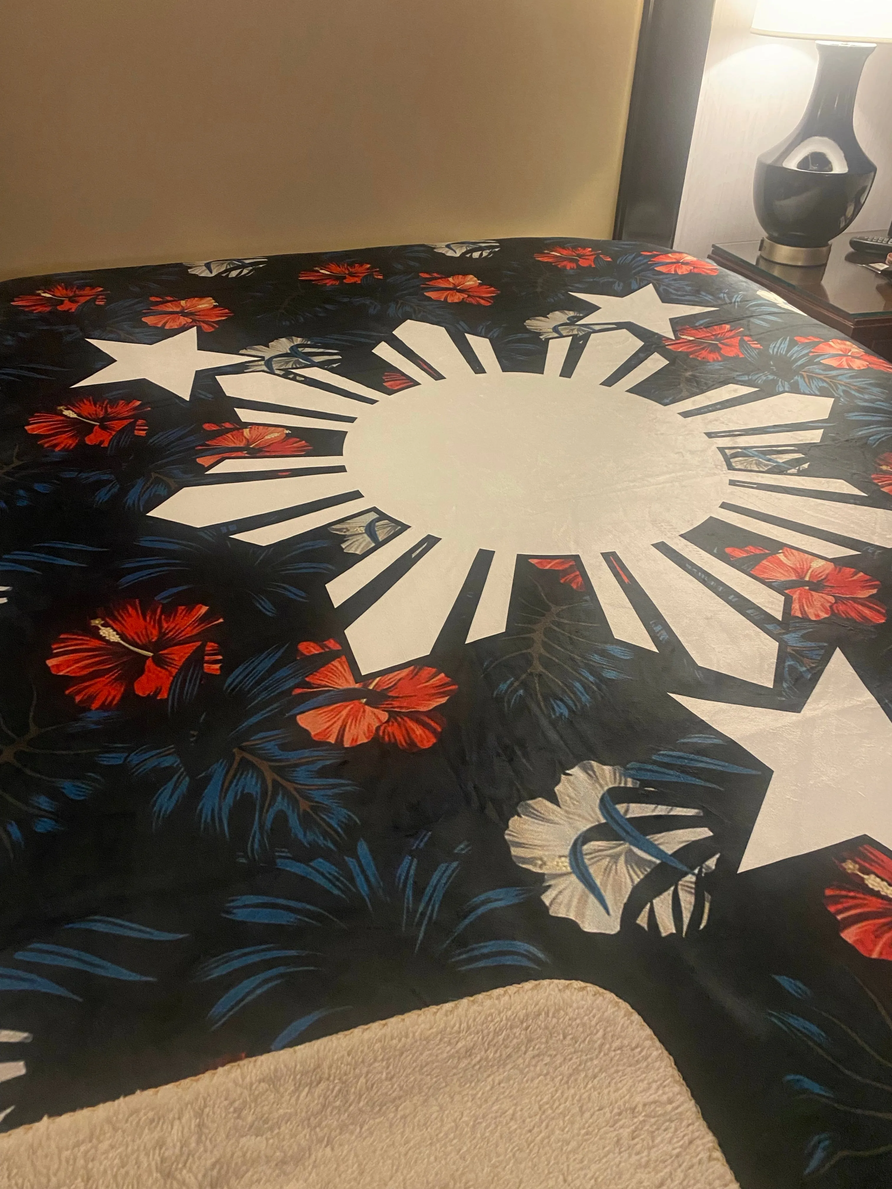 Filipino Floral 3 Stars and Sun Sherpa Fleece Blanket