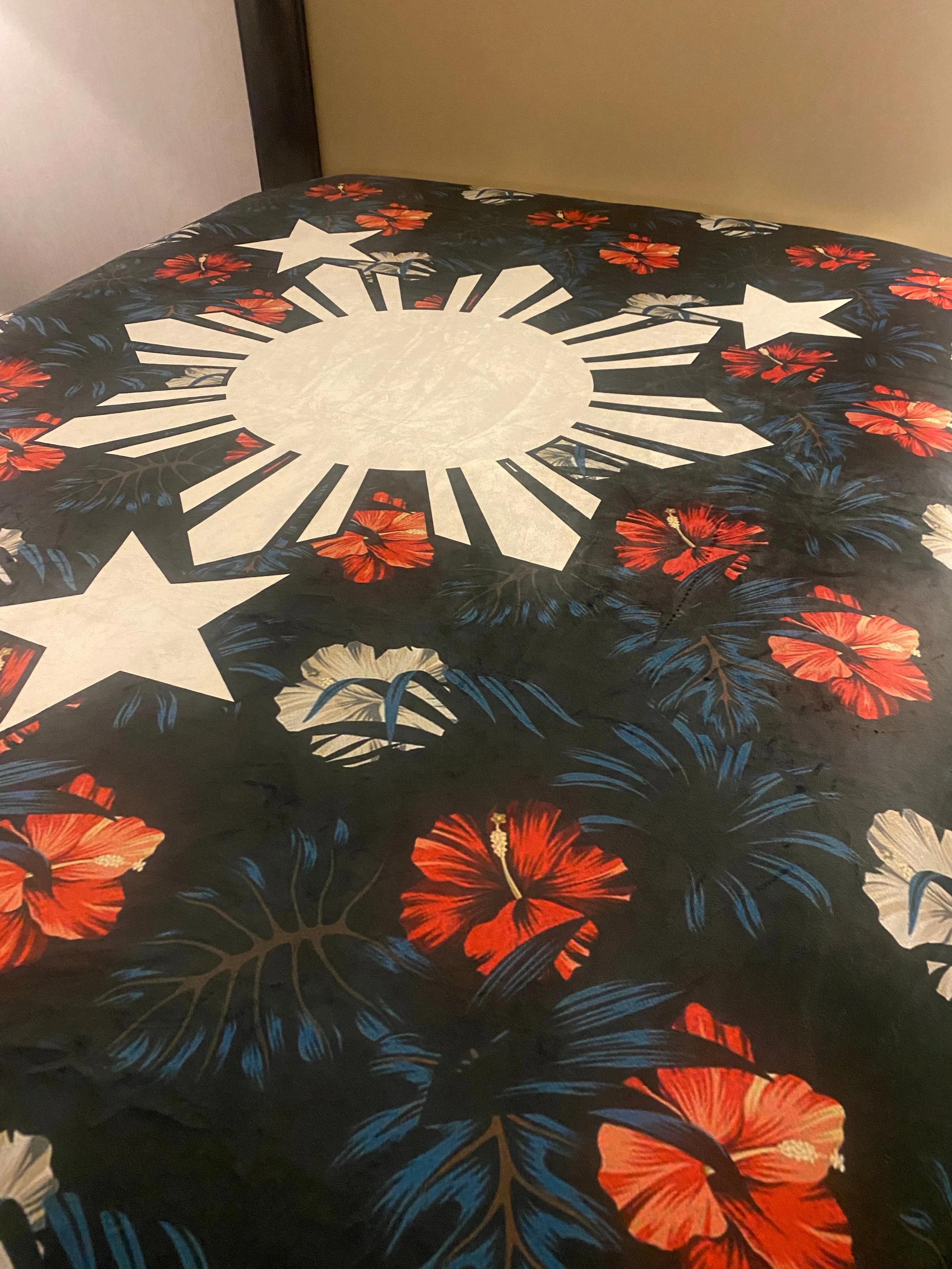 Filipino Floral 3 Stars and Sun Sherpa Fleece Blanket