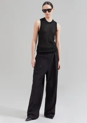 Low Classic Resort Sleeveless Top - Black