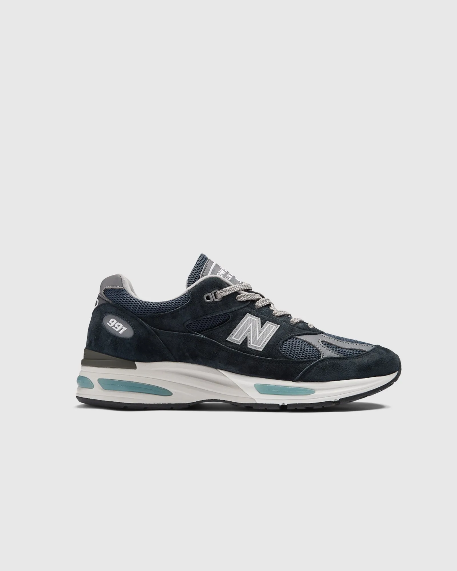 NEW BALANCE 991V2 MADE IN UK 