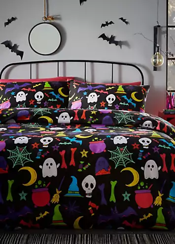 Portfolio Home Ghouls & Ghosts Glow in the Dark Halloween Duvet Cover Set | Kaleidoscope