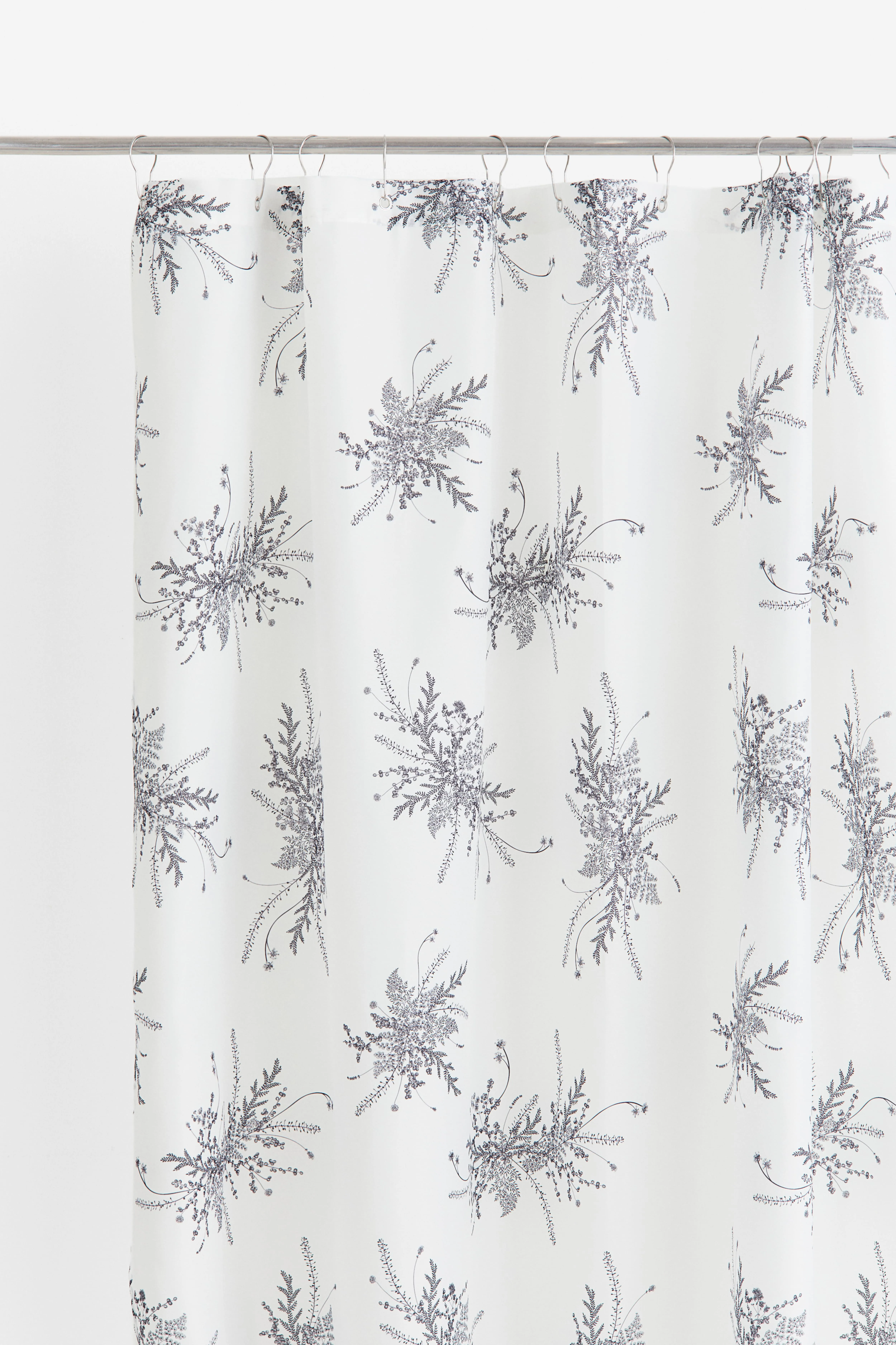 Printed shower curtain - White/Floral - Home All | H&M GB