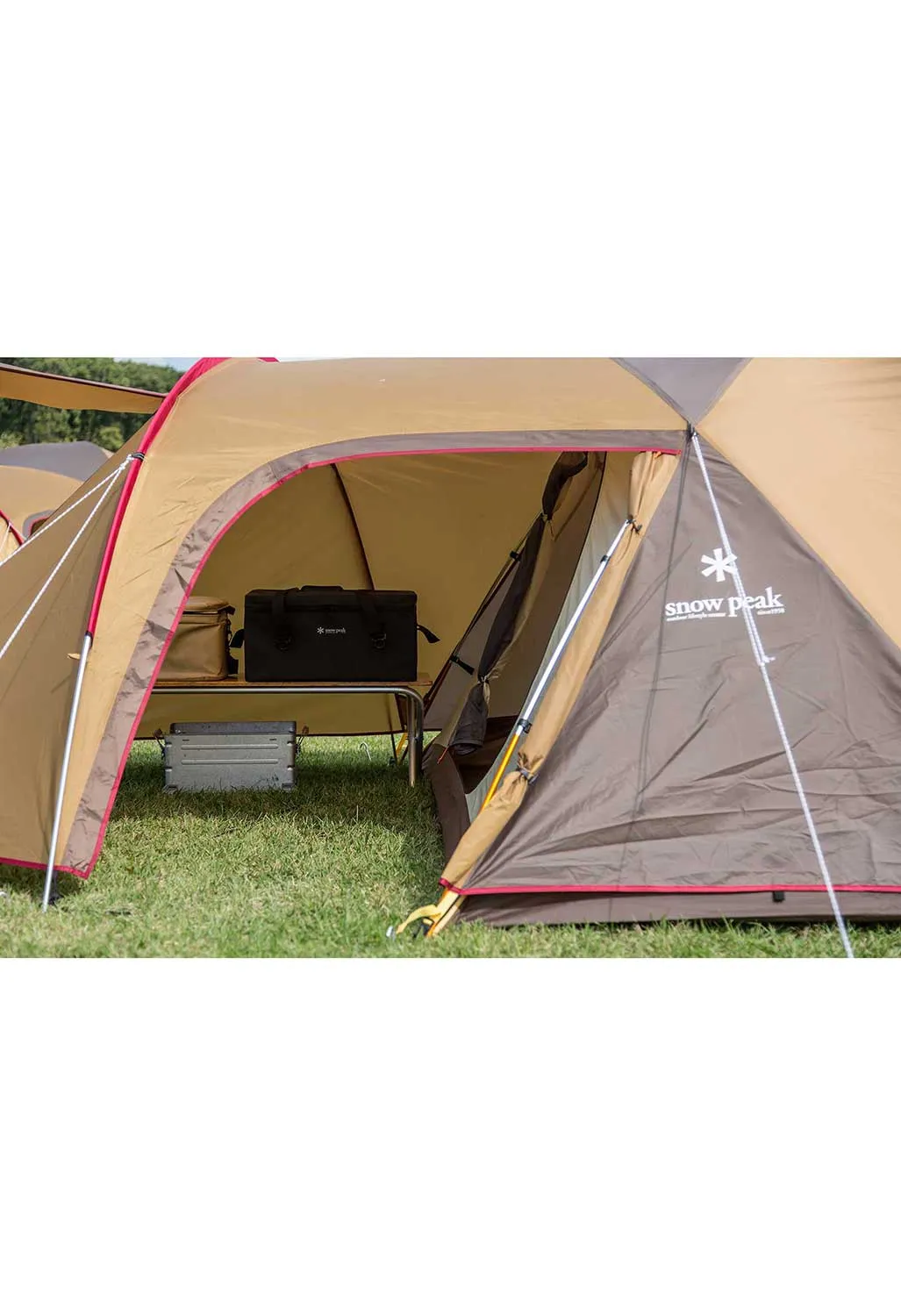 Snow Peak Amenity Dome M Tent - Tan