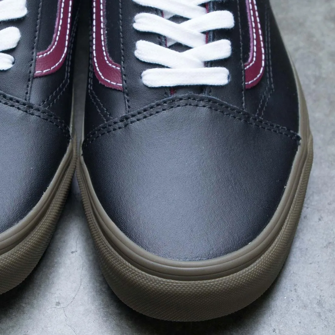 Vans Men Old Skool - Bleacher (black)