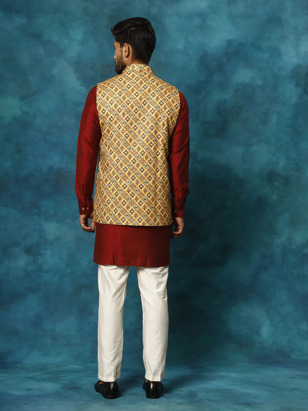 VASTRAMAY Men's Mustard Geometric Printed Nehru Jacket With Curved Kurta And Pant Set